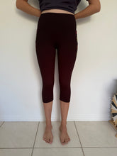 Load image into Gallery viewer, Black Leggings with Pocket Pattern - All the Colours
