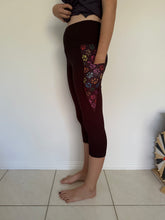 Load image into Gallery viewer, Black Leggings with Pocket Pattern - All the Colours